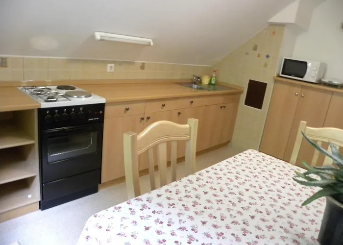 Apartma Cvetek, Srednja Vas 133