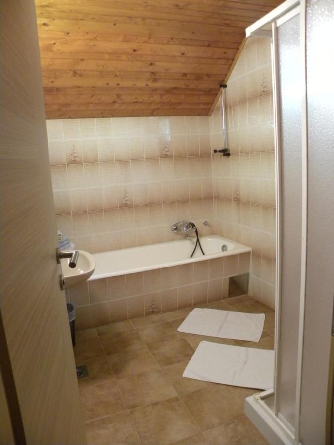 Apartma Cvetek, Srednja Vas 133 Apartment